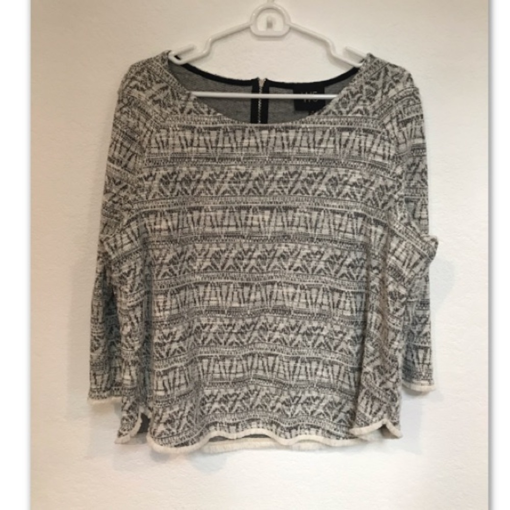 Tribal Top